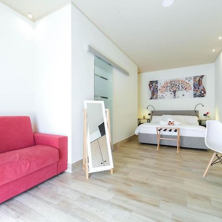 Paradise Suite ลาตินา ภายนอก รูปภาพ