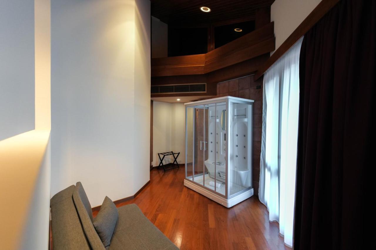 Paradise Suite ลาตินา ภายนอก รูปภาพ